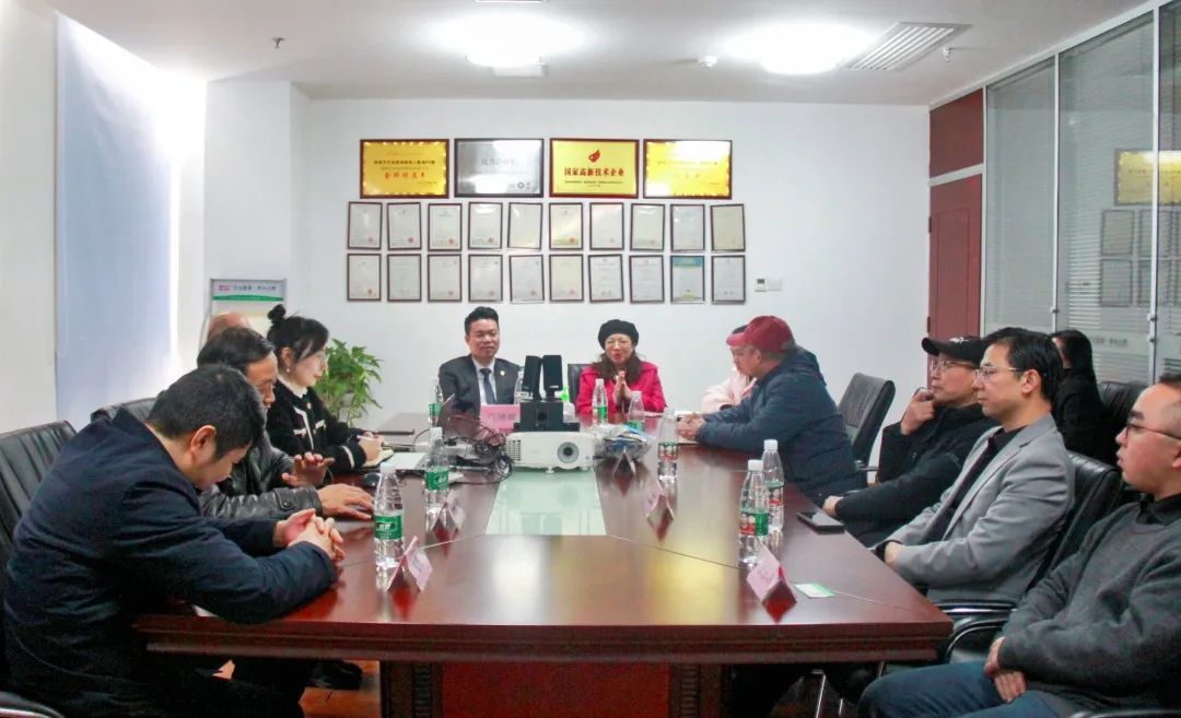 湖南省商标品牌协会会长朱增辉一行走访瑶瑶被躁在卧室里被吸在线观看-美女露出胸让男生玩-超清无码熟妇人妻AV在线绿巨人-很黄的叫床口述-欧美日本免费一区二区三区