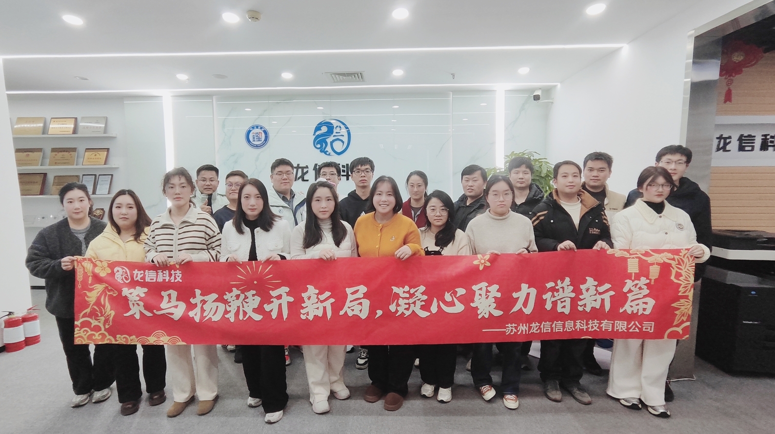 瑶瑶被躁在卧室里被吸在线观看